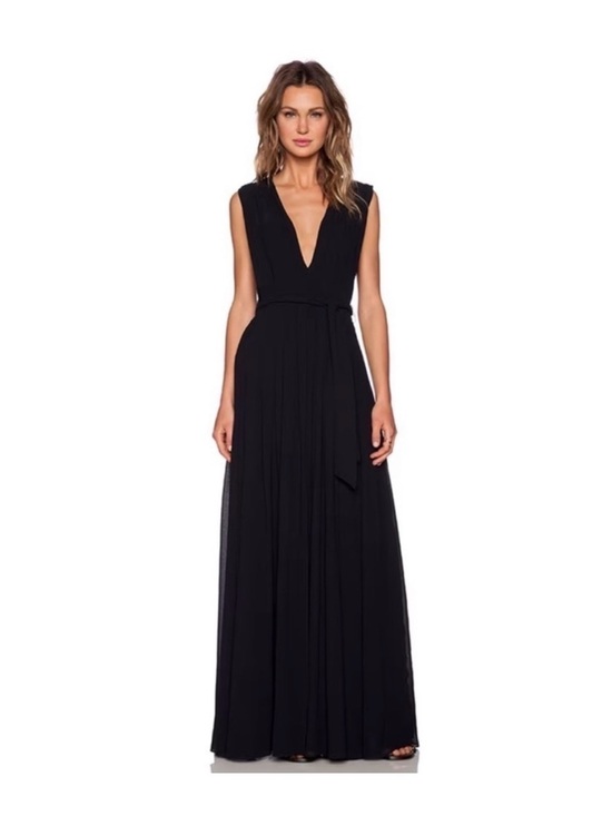 L'AGENCE Dresses & Skirts - L'AGENCE Black Deep V-Neck Sleeveless Maxi Dress